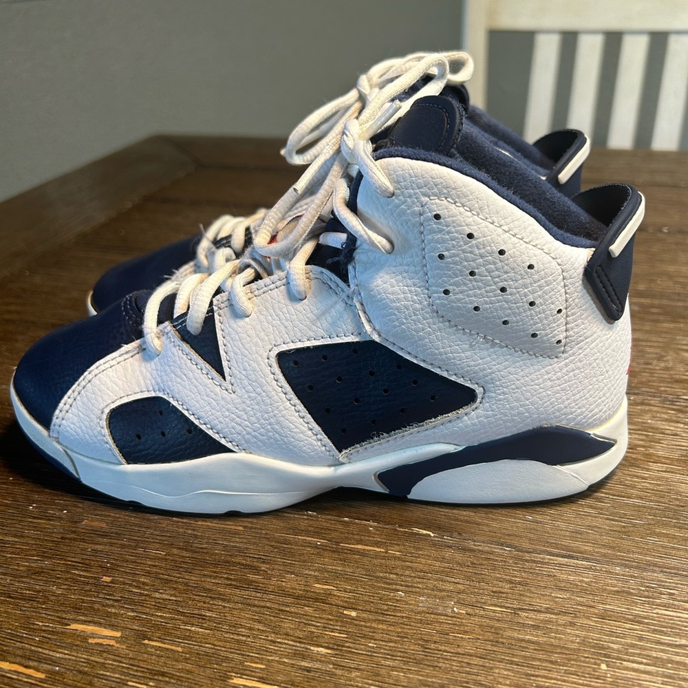 Jordan Little Kids 6 Retro Jordan’s size 3 youth - Picture 4 of 10